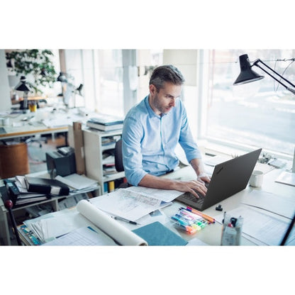 Station de travail mobile Lenovo ThinkPad P1 Gen 2 20QT0036US 15,6 pouces - Full HD