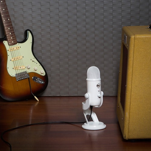 Blue Yeti Wired Condenser Microphone - Stereo