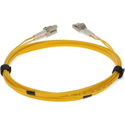 Patch fibre duplex OFNR (Riser-Rated) jaune OM4 LC (mâle) vers LC (mâle) AddOn 6 m