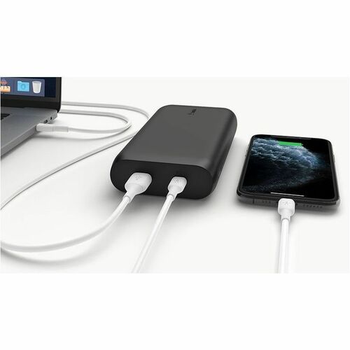 Belkin 30W USB-C 2-Port Power Bank