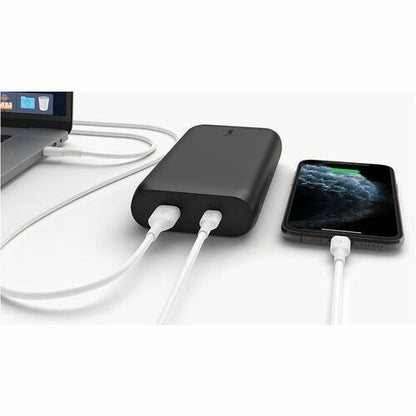 Belkin 30W USB-C 2-Port Power Bank