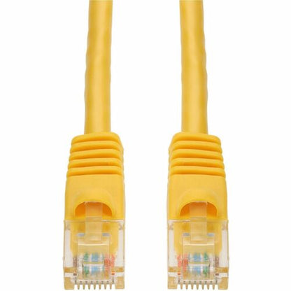 Câble Ethernet Cat. 6A en PVC jaune AddOn de 90 cm avec gaine à bulles anti-accroc RJ