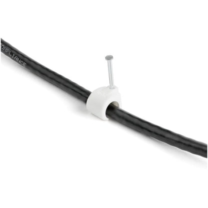 StarTech.com Lot de 100 serre-câbles XL avec clou - Pinces à clouer réutilisables - Montage sur cordon