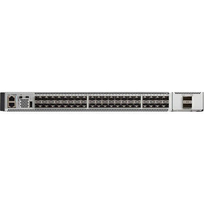 CATALYSEUR 9500 40X10G 2X40G NTWK AVANTAGE REMANUFACTURÉ