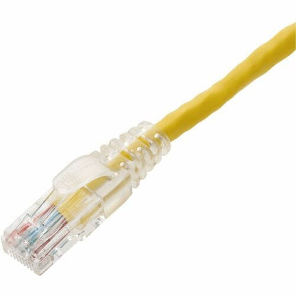 Câble Ethernet Cat. 6 en PVC jaune AddOn de 1,2 m, anti-accroc, gaine transparente facile, TAA RJ
