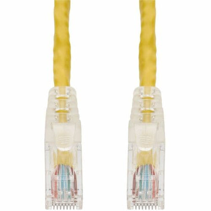 Câble Ethernet Cat. 6 en PVC jaune AddOn de 2,1 m, anti-accroc, gaine transparente facile, TAA RJ