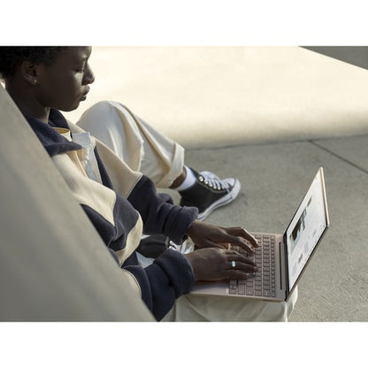 DEMO SURFACE LAPTOP GO I5/8/128 12IN D SC HW SANDSTONE MULTI 3