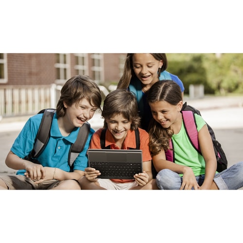 Lenovo 300e Windows 2nd Gen 82GK0017CF 11.6\" Touchscreen Netbook - HD - AMD 3015e - 4 GB