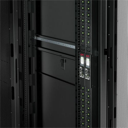 Unité de distribution d'alimentation 32 prises APC by Schneider Electric NetShelter 9000 - Commutée - I