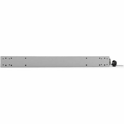 1 AN ADV COUCHE 3 SW 24X 100M/1G/2.5G/5G/10G-T 4X QSFP+/