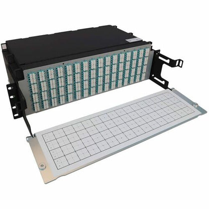 Panel de conexión de fibra precargado Tripp Lite by Eaton N48M-64M8L4-03 - 256 x dúplex - 3U de alto -