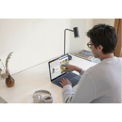 PORTÁTIL DE DEMOSTRACIÓN SURFACE 4 13R5/16 256 HDWR COMM AZUL HIELO