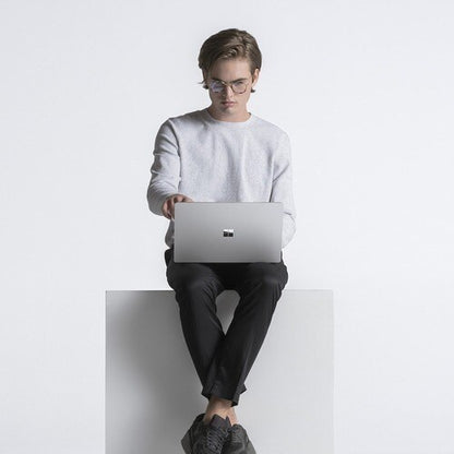 Ordinateur portable Microsoft Surface Laptop 4 à écran tactile de 13,5 pouces (342,90 mm)