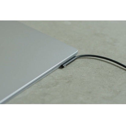 Ordinateur portable Microsoft Surface Laptop 4 à écran tactile de 13,5 pouces (342,90 mm)