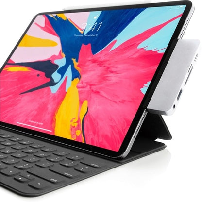 Concentrador USB-C 6 en 1 Hyperdrive para iPad Pro/Air Mini 6