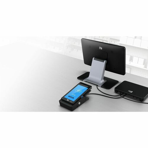 Computadora móvil Elo M60C - Snapdragon 3 GB de RAM - 32 GB de memoria Flash - Pantalla táctil HD de 6"