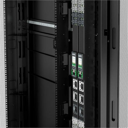 Unité de distribution d'alimentation (PDU) APC by Schneider Electric NetShelter 42 prises - Commutée - IEC 6