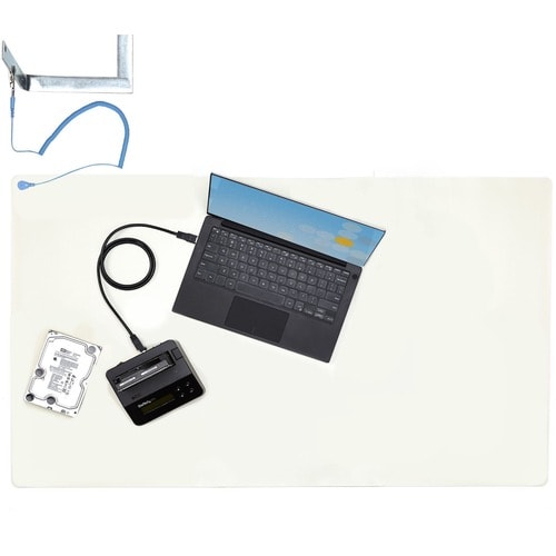 StarTech.com 23x47in Anti Static Mat, ESD Mat for Electronics Repair on Table