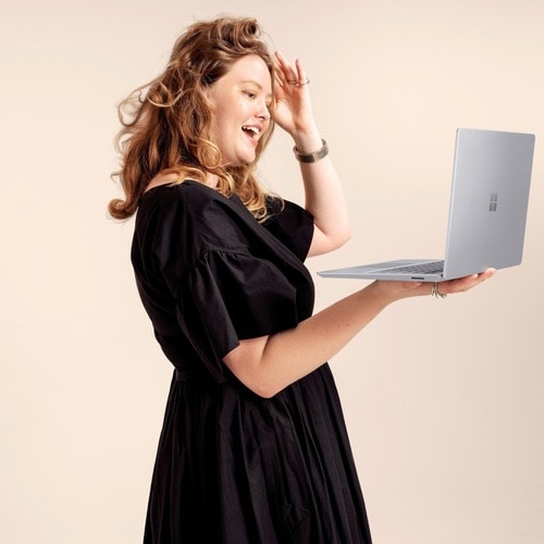 Ordinateur portable à écran tactile Microsoft Surface Laptop Go 2 de 12,4 pouces (314,96 mm)
