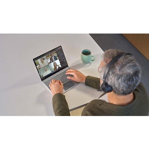 Ordinateur portable à écran tactile Microsoft Surface Laptop Go 2 de 12,4 pouces (314,96 mm)