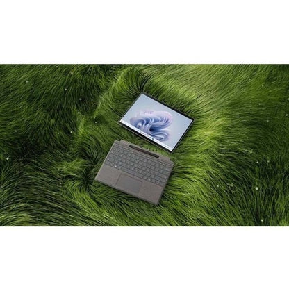 PRO 9 I7/16/1T BI WIN11 HDWR COMMERCIAL PLATINUM
