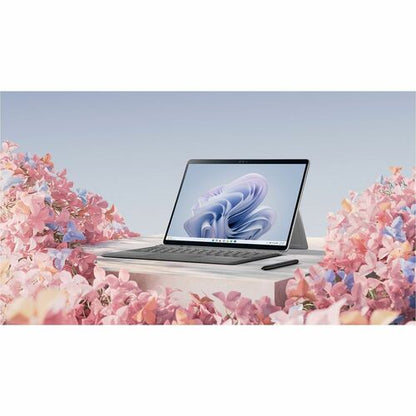 Microsoft Surface Pro 9 Tablet - 13\" - 16 GB - 512 GB SSD