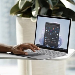 Ordinateur portable Microsoft Surface Laptop 5 15" (381 mm) à écran tactile - Intel Core i7 12e génération