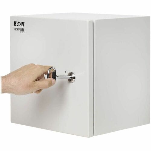 Boîtier extérieur industriel en métal verrouillable Tripp Lite par Eaton SRIN4121210