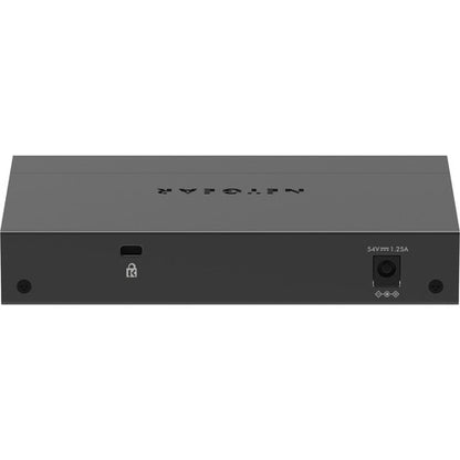 Switch no administrado GBE de 5 puertos con PoE+