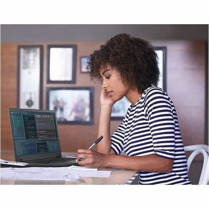 Station de travail mobile Lenovo ThinkPad P16v Gen 1 21FC001VCA 16" - WUXGA