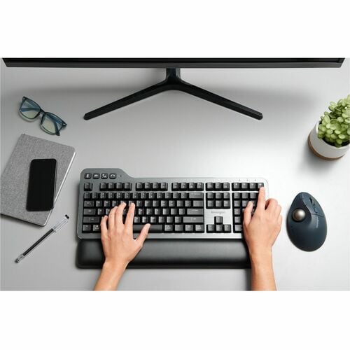 Clavier mécanique silencieux Kensington MK7500F QuietType Pro avec fonction de réunion