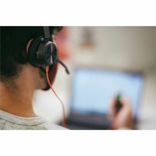 Poly Blackwire 8225 Headset +USB-C/A Adapter TAA