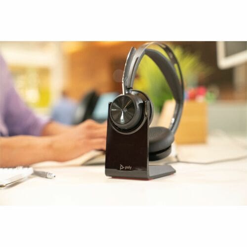 Poly Voyager Focus 2 USB-C Headset TAA