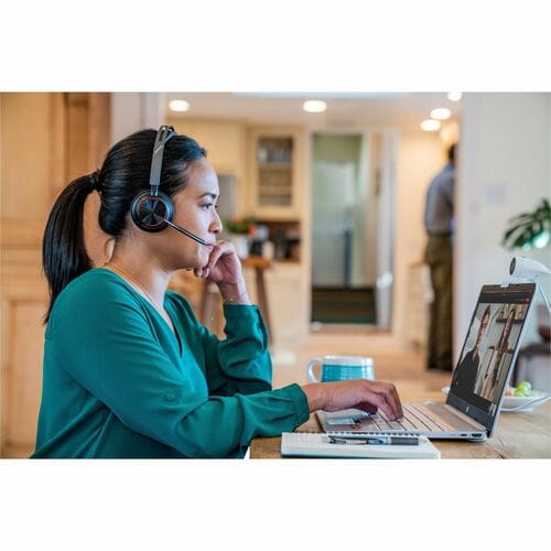Poly Voyager Focus 2 USB-C Headset TAA