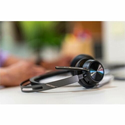 Poly Voyager Focus 2