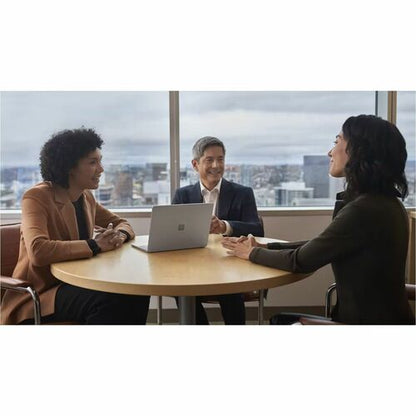 Microsoft Surface Laptop Go 3, portátil con pantalla táctil de 12,4" y procesador Intel Core