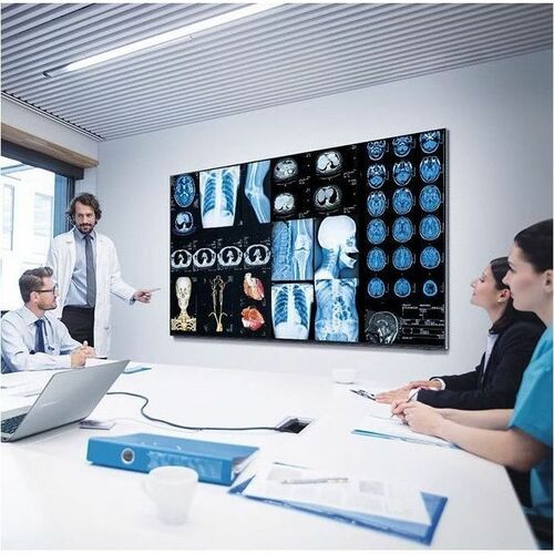 QHC SERIES 55 UHD 700 NIT ANTI-REFLET IP5X 24/7 2E GÉNÉRATION B2B