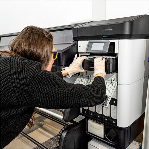 Impresora de inyección de tinta de gran formato HP Latex 630: incluye impresora,