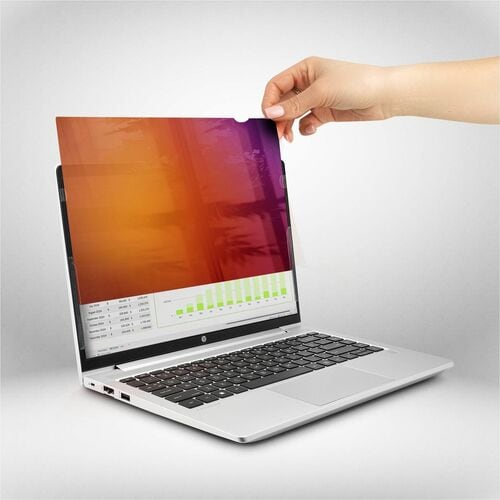 StarTech.com 15.6
