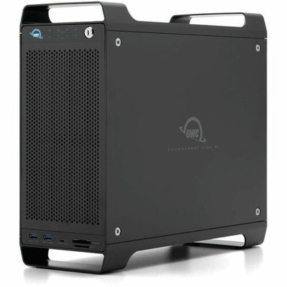 88,0 To (4 disques SSD NVME U.2 de 2,0 To et 4 disques durs de 20,0 To) THUNDERBAY FLEX 8