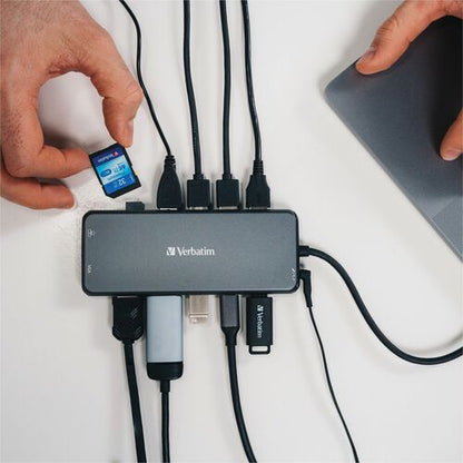 Hub multiport Verbatim USB-C Pro CMH 14 - 14 ports