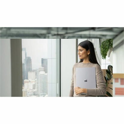 LAPTOP6 13INI7/16/256 FR PLATINUM