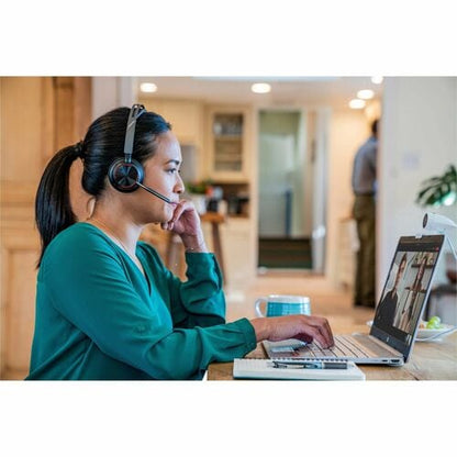 Poly Voyager Focus 2 USB-C-C Headset +USB