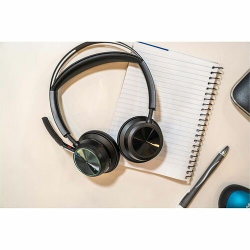 Poly Voyager Focus 2 USB-C-C Headset + USB