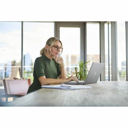 LATITUDE 7650 CORE ULTRA 7-165U 32GB (1DIMM) 512GB SS NT 1920X1200
