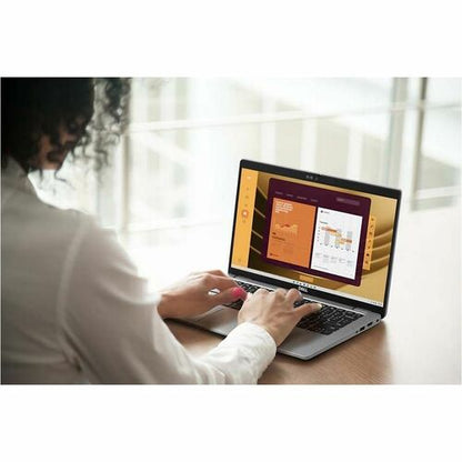 Portátil Dell Latitude 5000 5450 de 14" (355,60 mm) con pantalla táctil y Full HD
