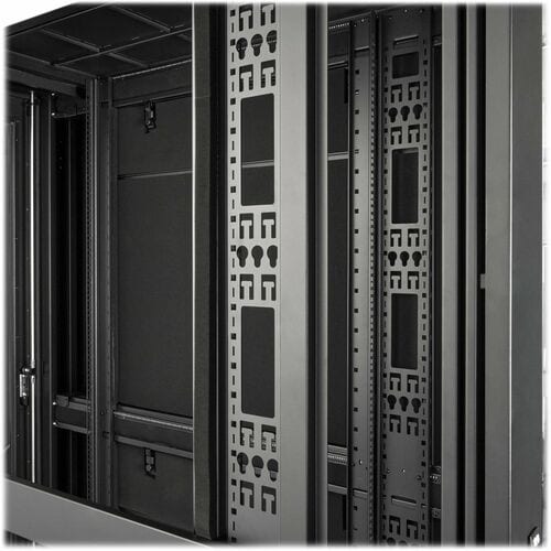 Tripp Lite by Eaton SmartRack, rack modulaire préconfiguré et auto-refroidi