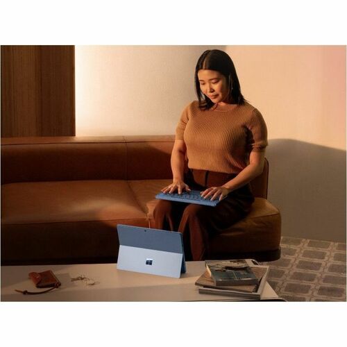 Microsoft Surface Pro 11 Copilot+ PC Tablet - 13\" - Qualcomm Snapdragon X Plus - 16 GB
