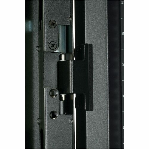 Dell APC AR3100 - 42U NetShelter SX Rack - 600mm Wide x 1070mm Deep -