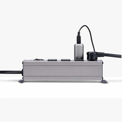 StarTech.com 8-Outlet Industrial Power Strip 125V/15A, EMI/RFI Isolati
